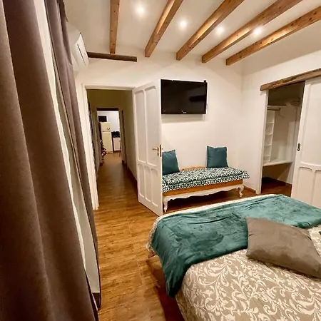 Interno12 شقة