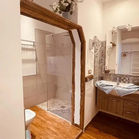 Appartamento Interno12 *